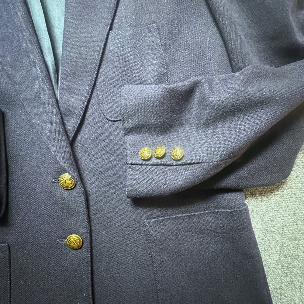 Vintage Navy Blue Wool Blend Blazer Gold Crest Button Preppy Academic 8 Villager - Picture 4 of 8